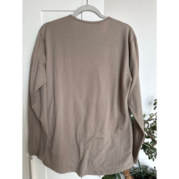 BYLT Men's Dropcut Long Sleeve Shirt, Size S, EUC - Picture 2 of 5